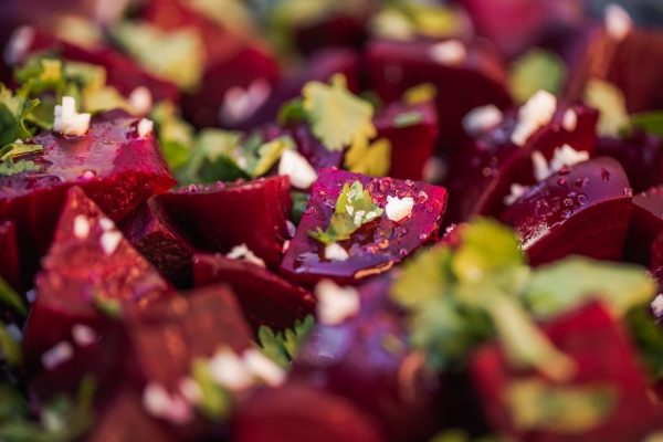 beetroot-salad-with-garlic-and-parsley